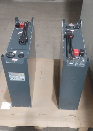 Литиевые тяговые батареи Elhim Iskra с системой телематики и удалённого мониторинга для контроля состояния АКБ складской техники